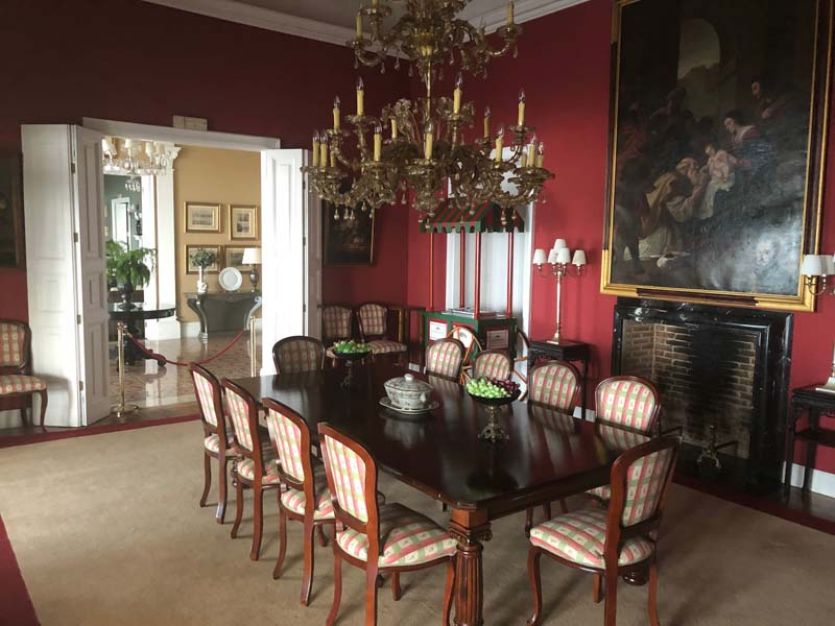 Tenerife film tv photoshoot locations dining room period stately house luxurious elegant classical chandelier big large spacious wood table 18th century