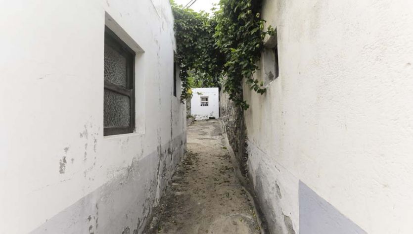 Tenerife localizaciones rodajes cine tv foto callejón pasaje América Latina descuidado abandonado casa
